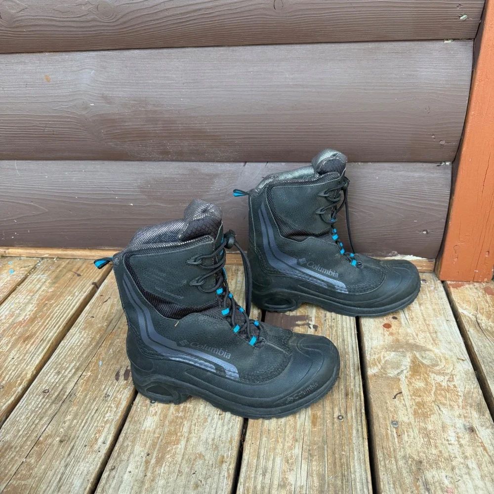 Columbia Bugaboot Celsius Waterproof 400g Insulated Snow Boots Black Youth 6